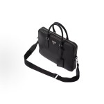 PRADA Saffiano enamel metal triangular logo zipper opening and closing hand shoulder crossbody bag briefcase Men\'s black style